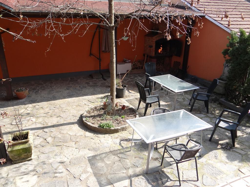 The Wallaby House Hostel Загреб Экстерьер фото